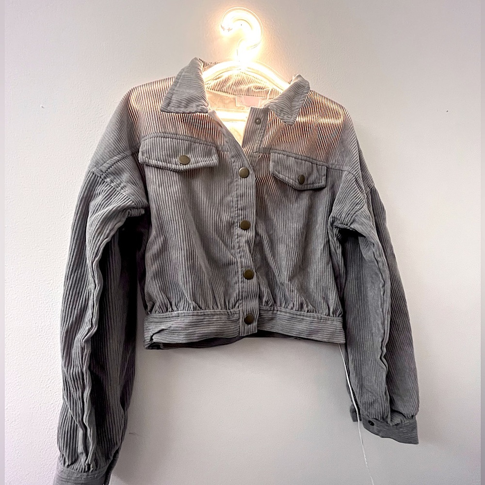 New C+D+M Grey Corduroy Cropped Jacket Small Boutique Cozy Layered